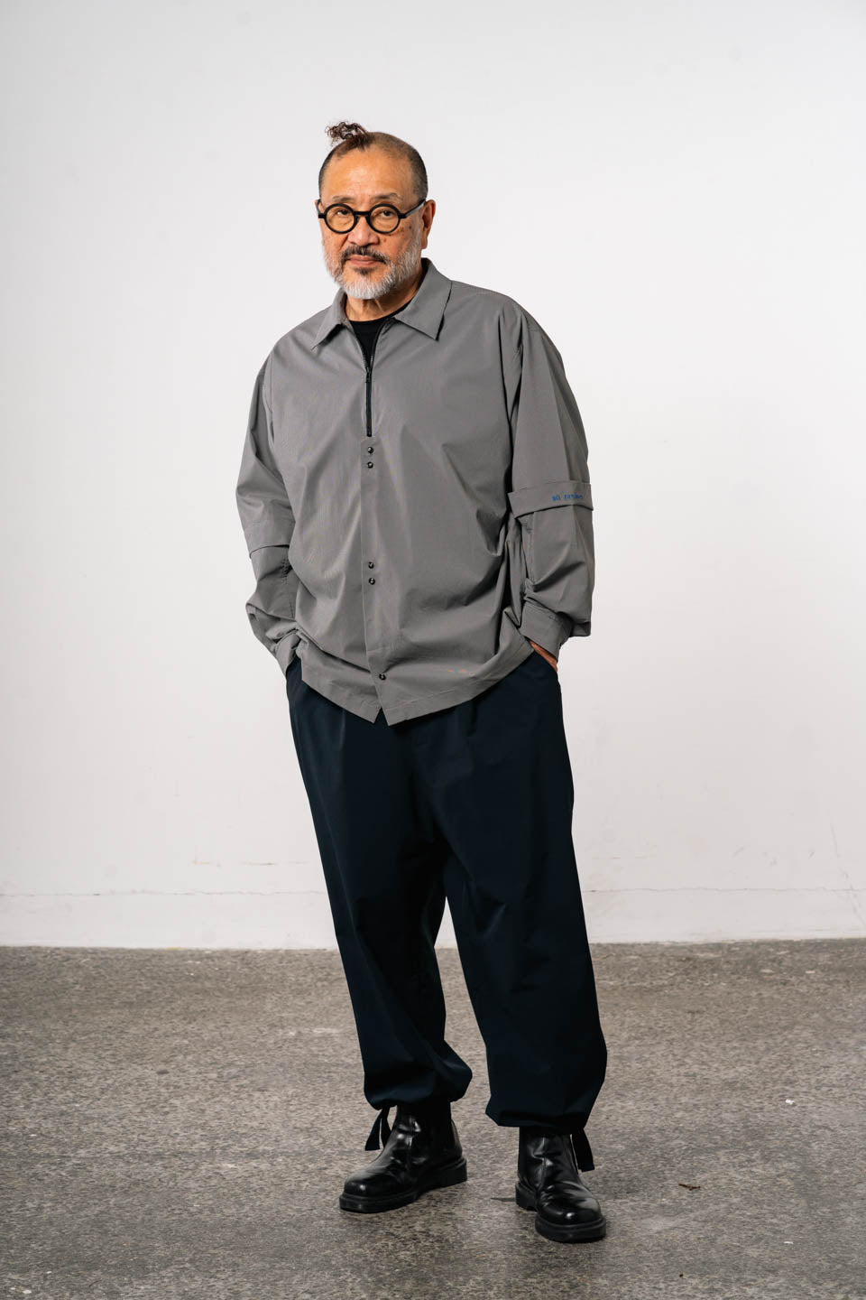staff wear / GRAY