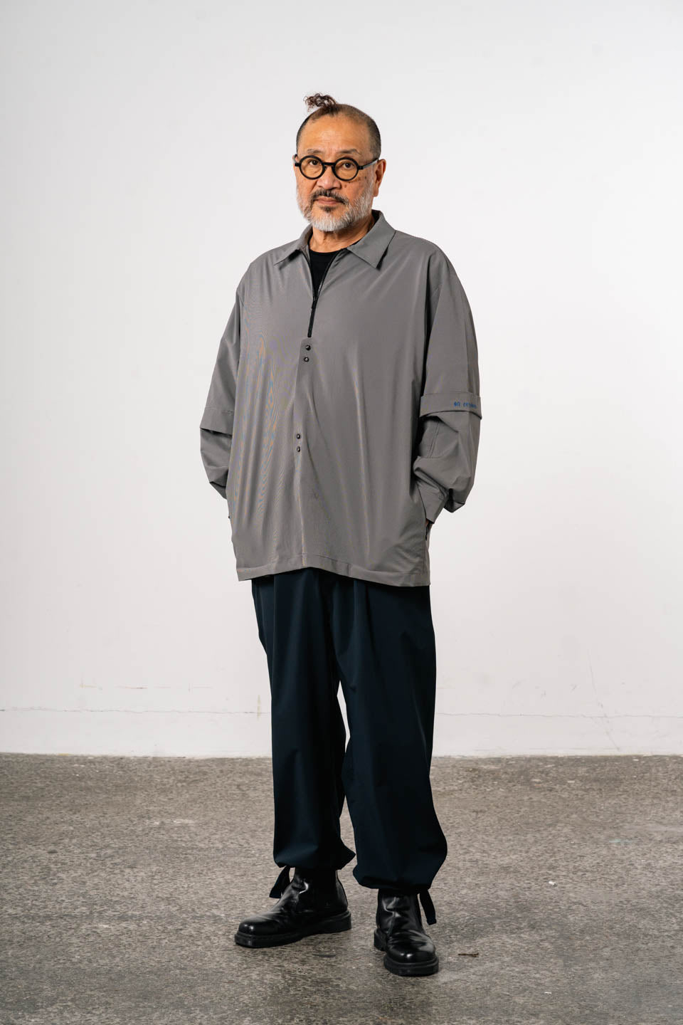 staff wear / GRAY