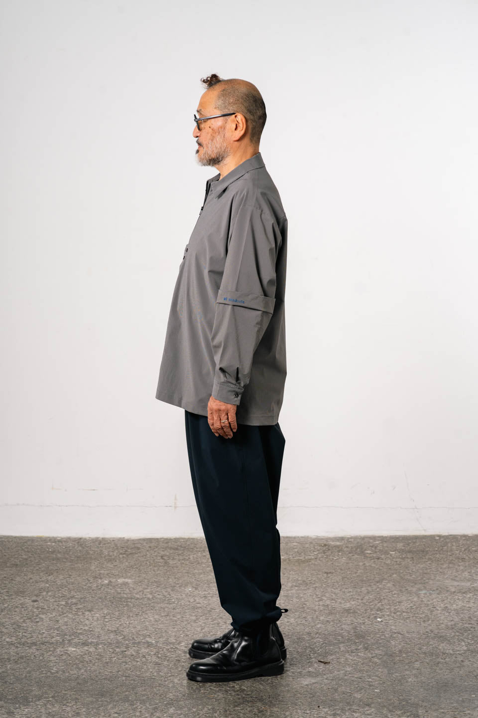 staff wear / GRAY