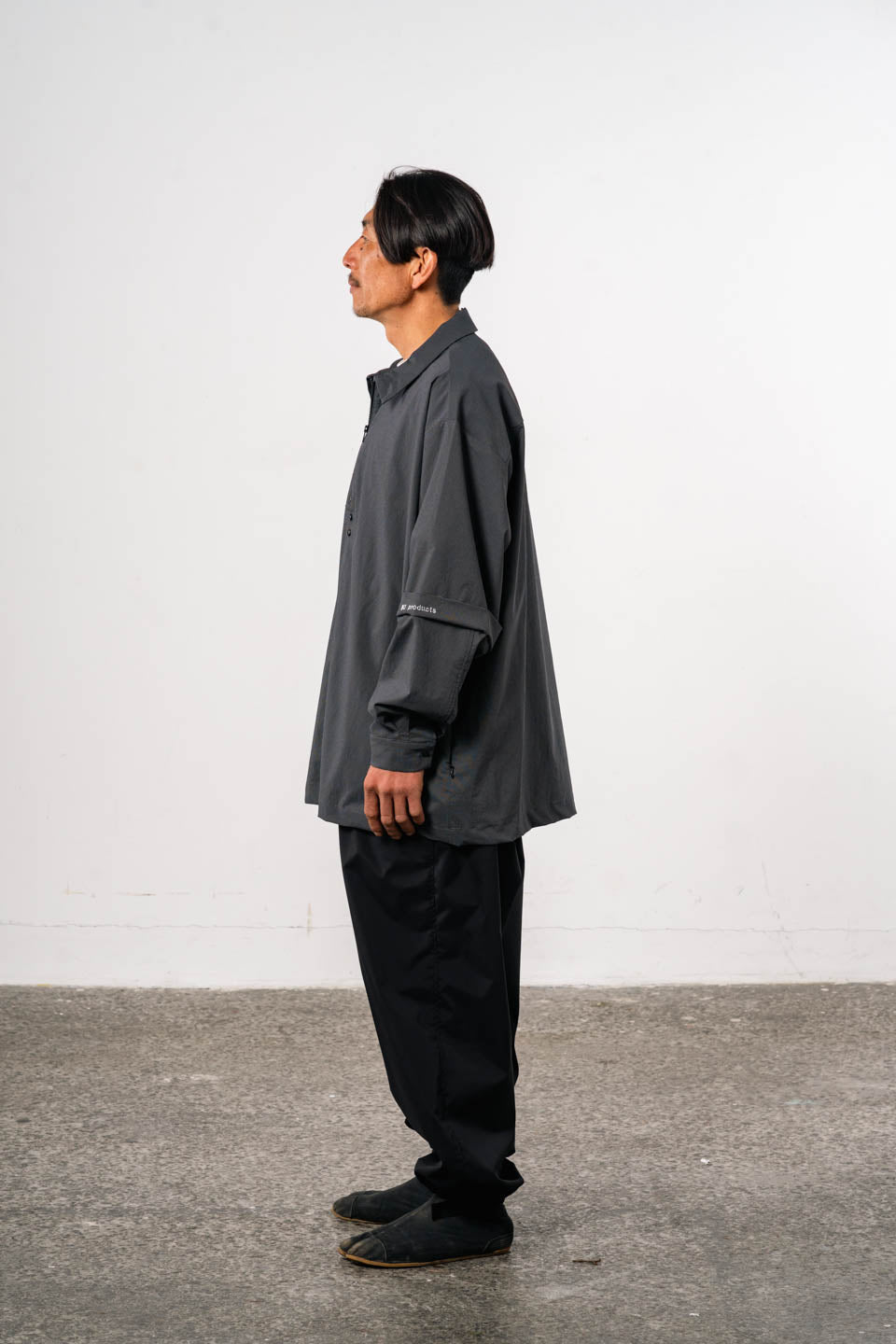 staff wear / BLACK