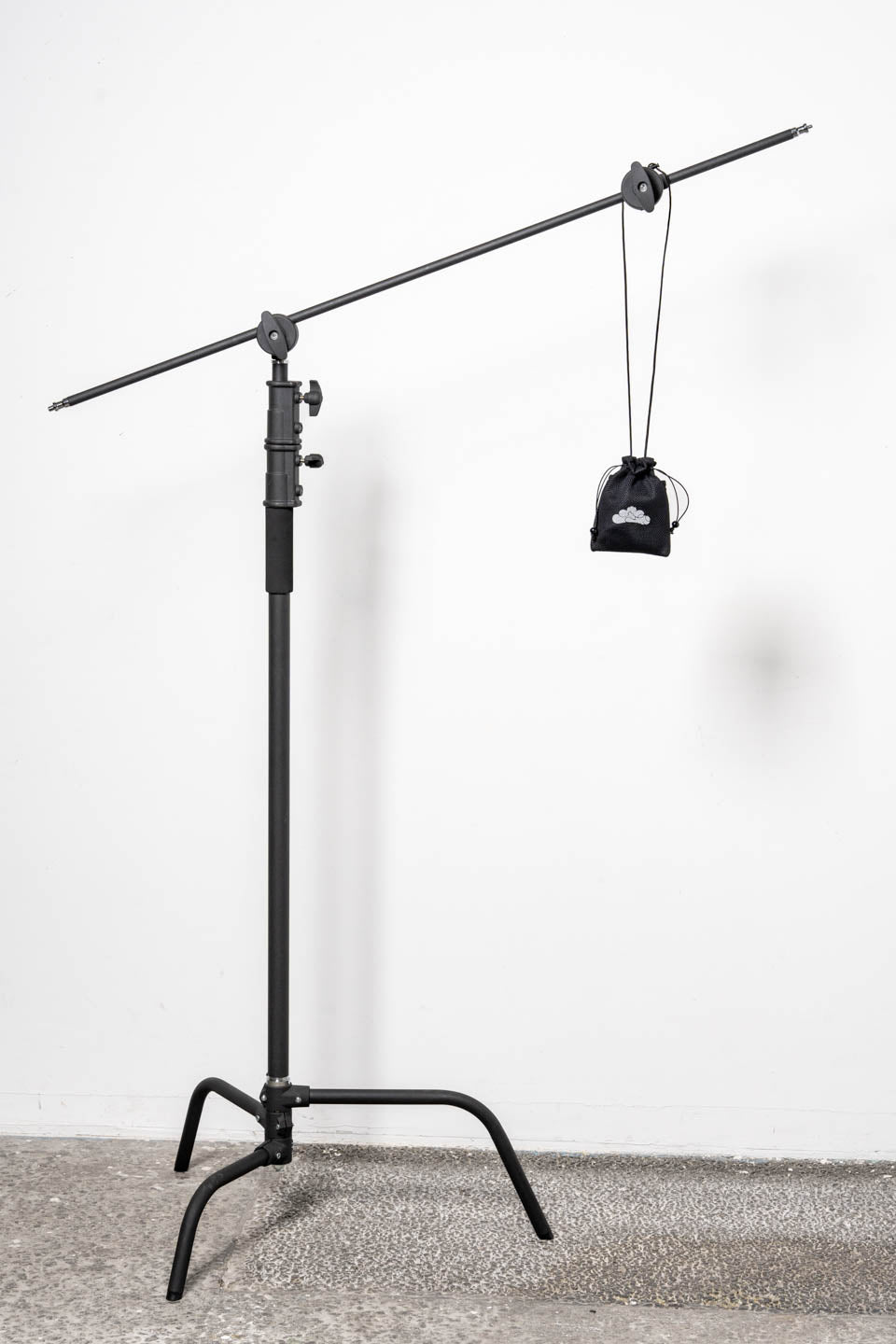 巾着S Kinchaku pouch / White × Black