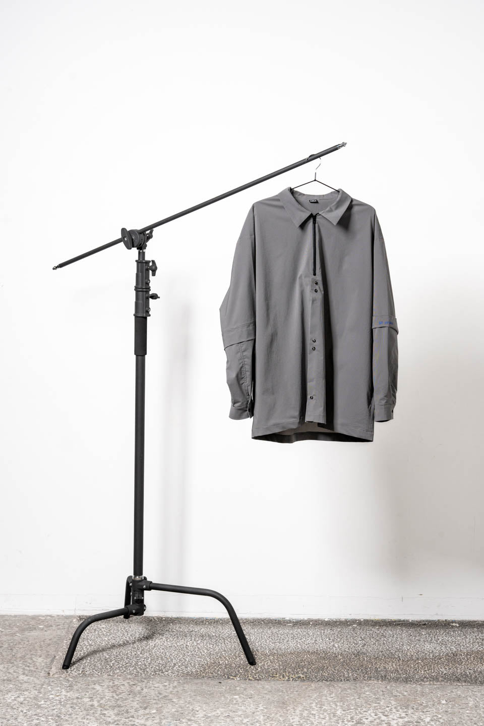 staff wear / GRAY