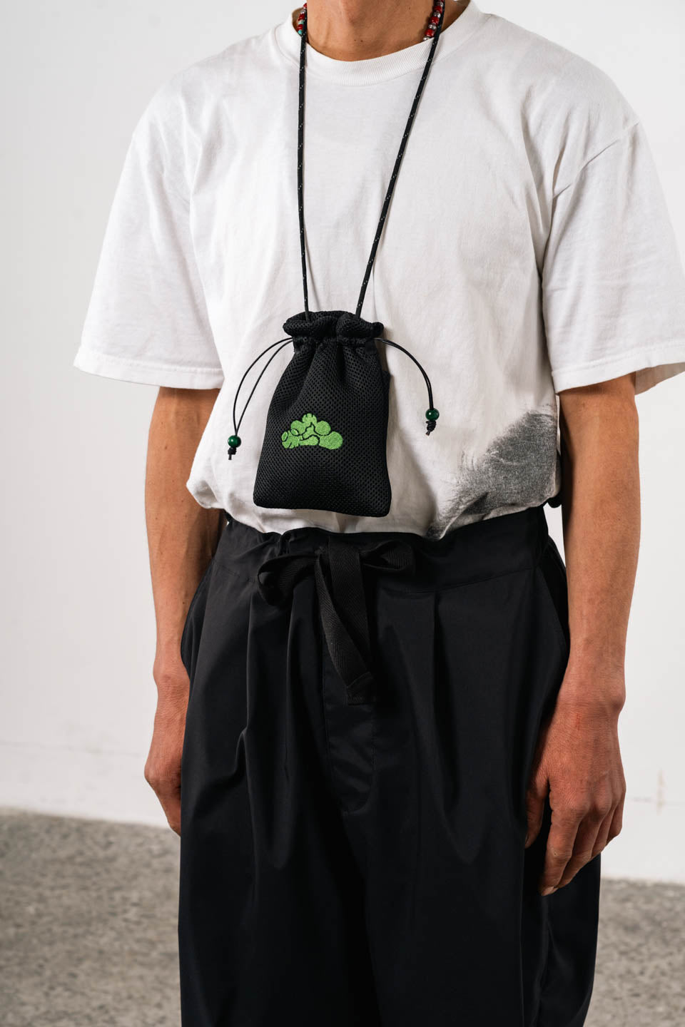 巾着S Kinchaku pouch  / Black × Green