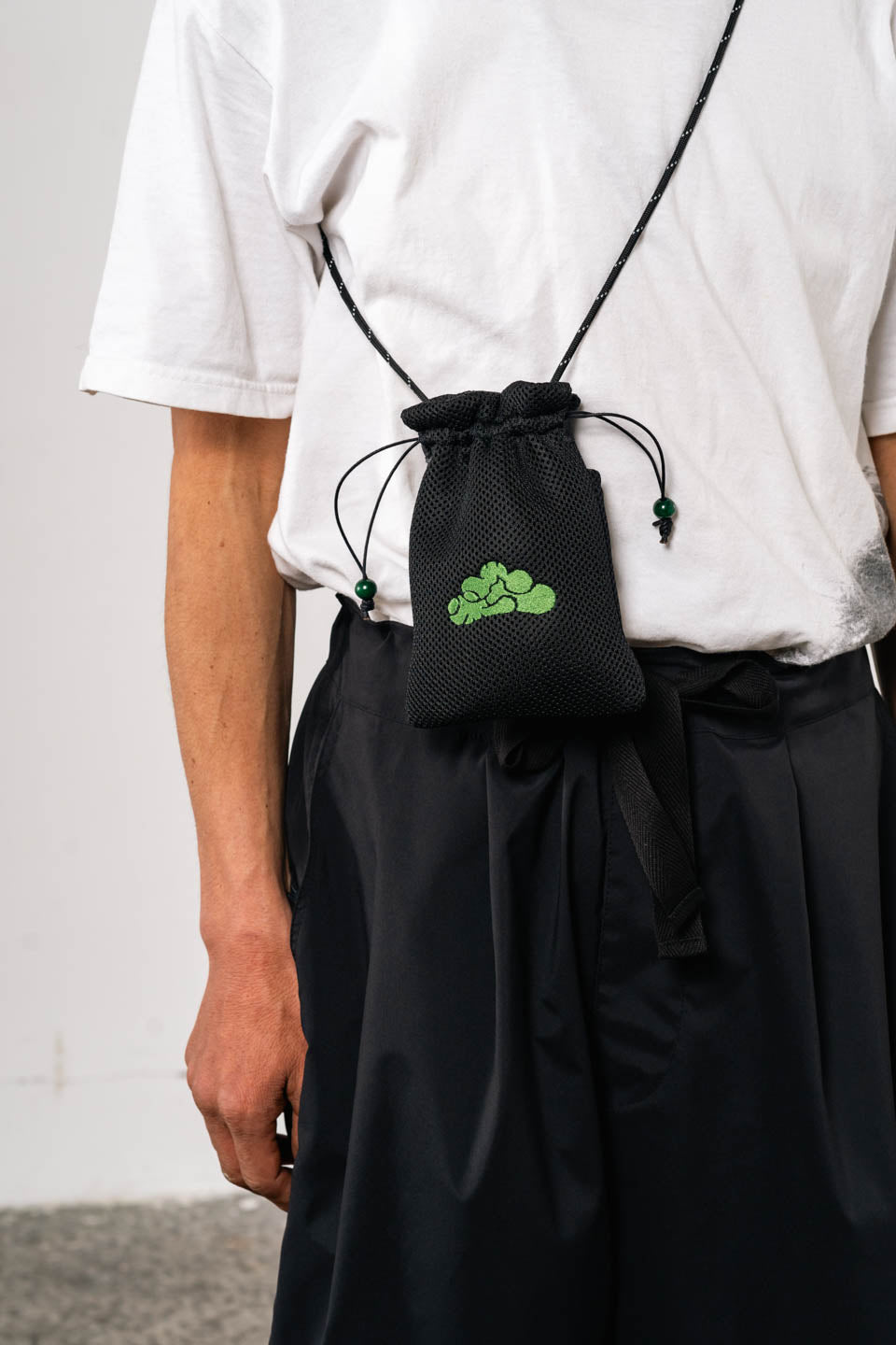 巾着S Kinchaku pouch  / Black × Green